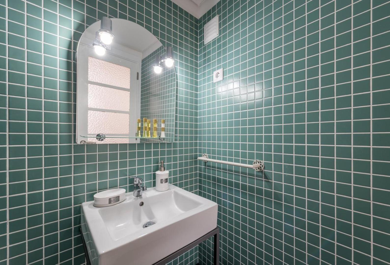 Guestready - Modern Stay In Downtown Porto Exterior photo